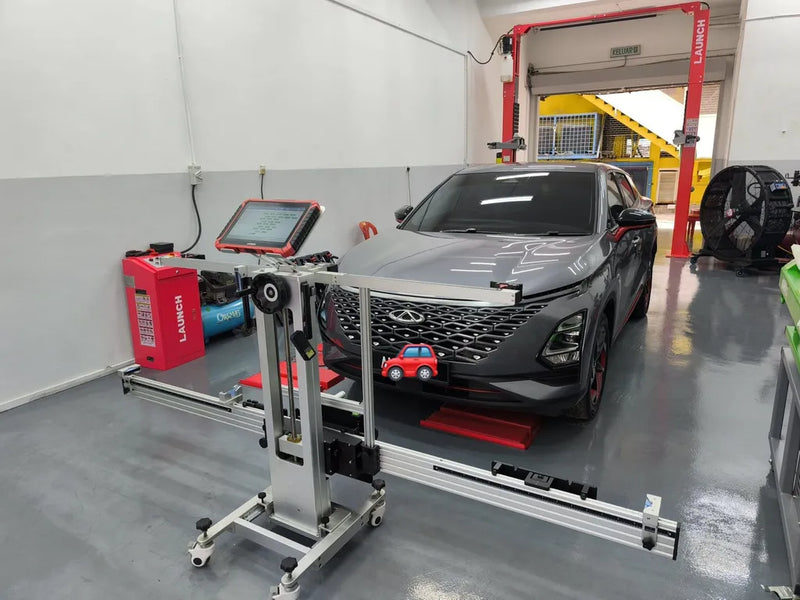 LAUNCH X-431 ADAS PRO PLUS y Sistema radar 3 en 1